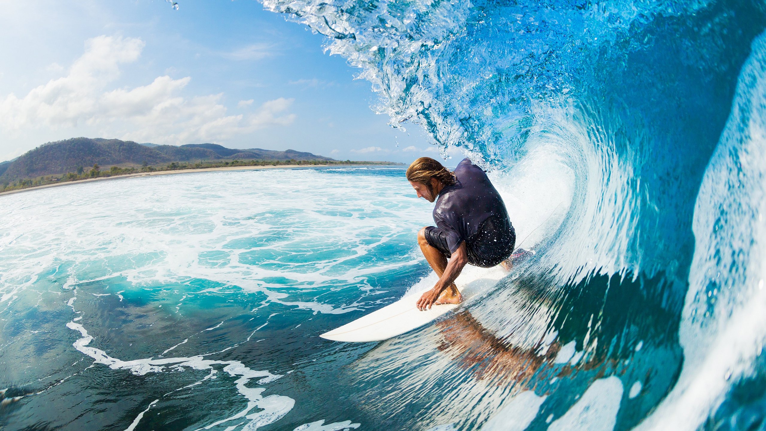 技术革新：虚拟实境带来沉浸式观赛新体验，虚拟现实技术及应用创新大赛